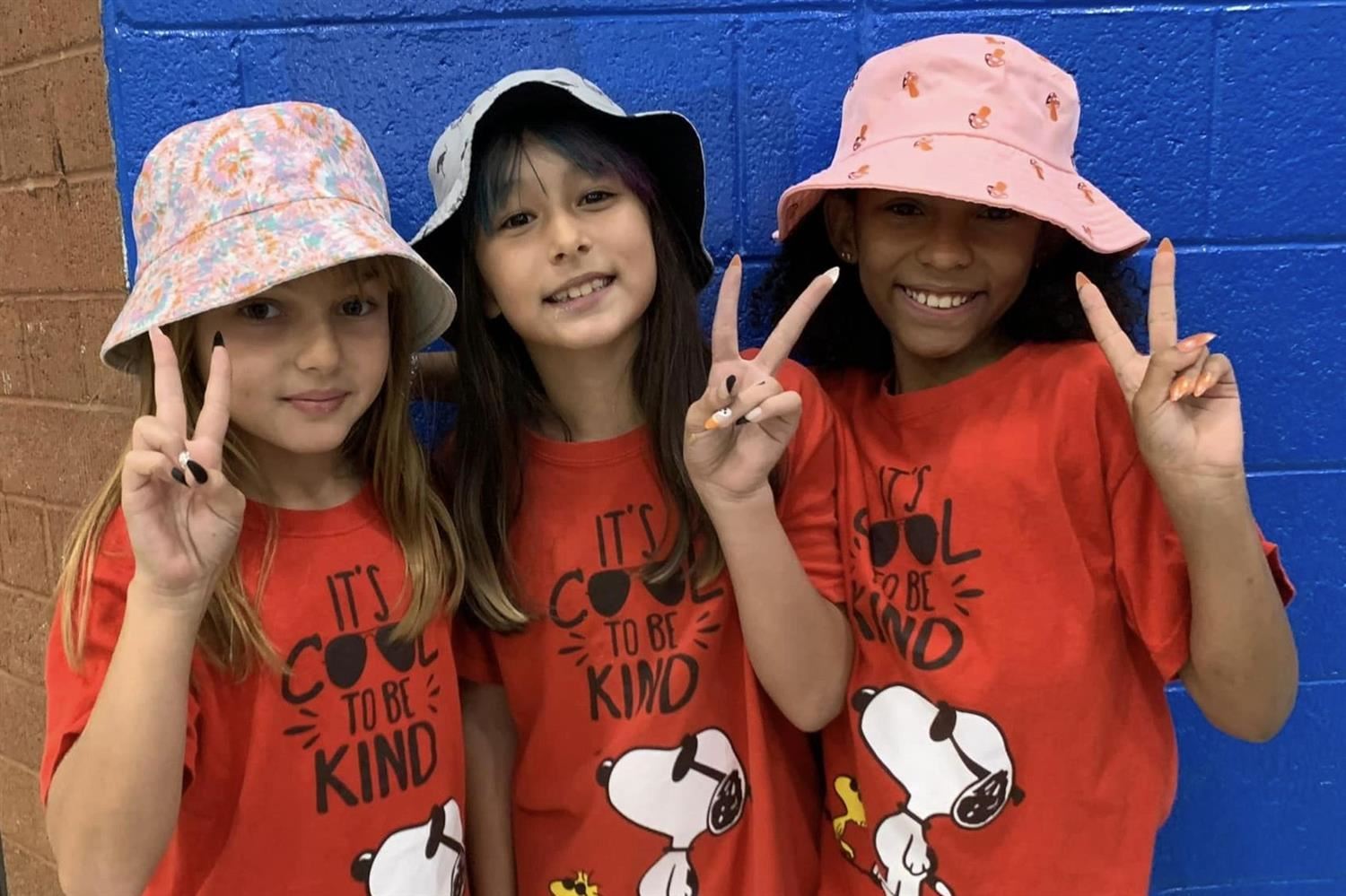  Three Keeling students